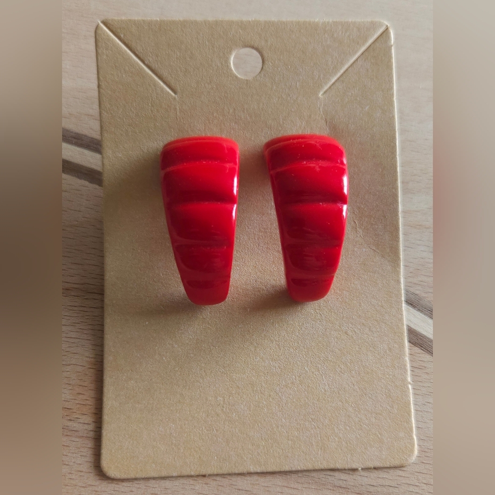 Vintage Red Stud Earrings